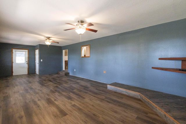 63401 E 290 Road, Grove, OK 74344