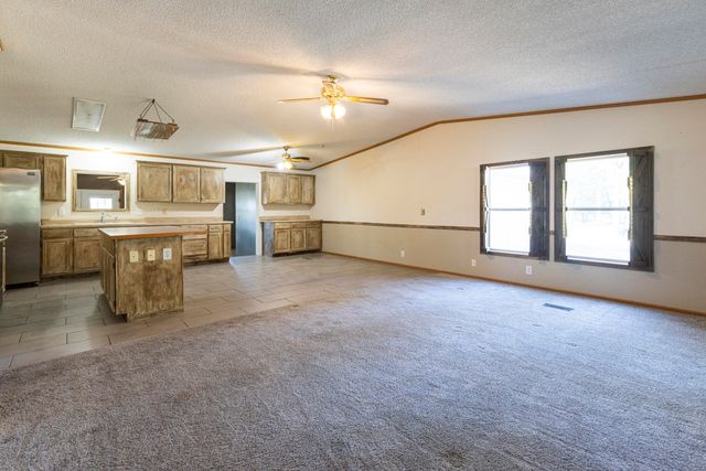 63401 E 290 Road, Grove, OK 74344