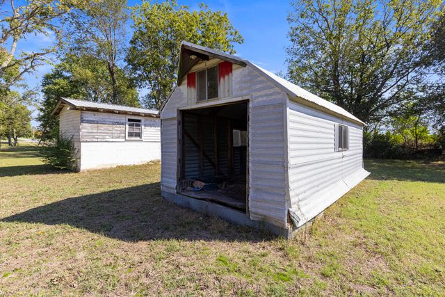 63401 E 290 Road, Grove, OK 74344