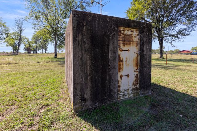 63401 E 290 Road, Grove, OK 74344