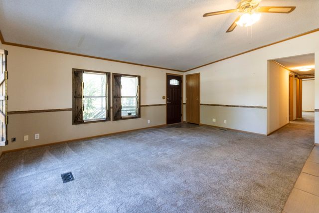 63401 E 290 Road, Grove, OK 74344