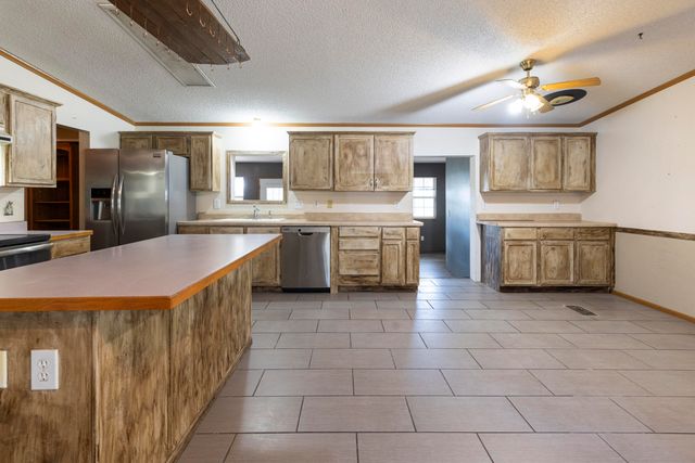 63401 E 290 Road, Grove, OK 74344