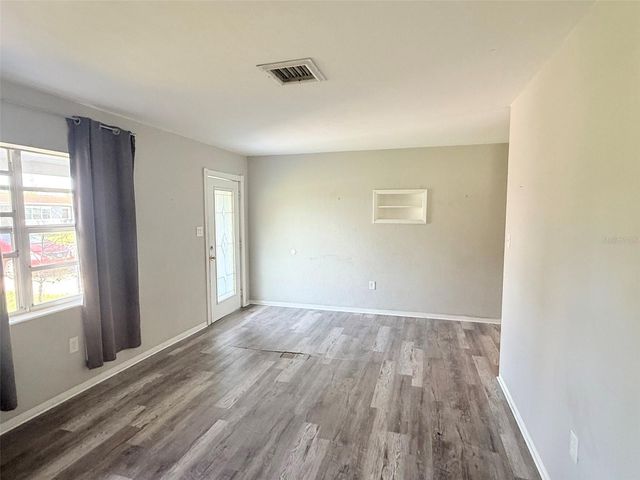 6041 43RD AVENUE N, St Petersburg, FL 33709