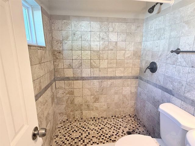 6041 43RD AVENUE N, St Petersburg, FL 33709