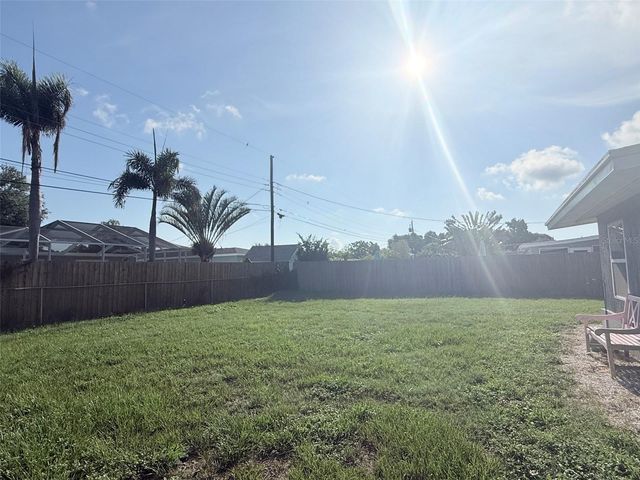 6041 43RD AVENUE N, St Petersburg, FL 33709