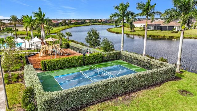 9132 BERNINI PLACE, Sarasota, FL 34240