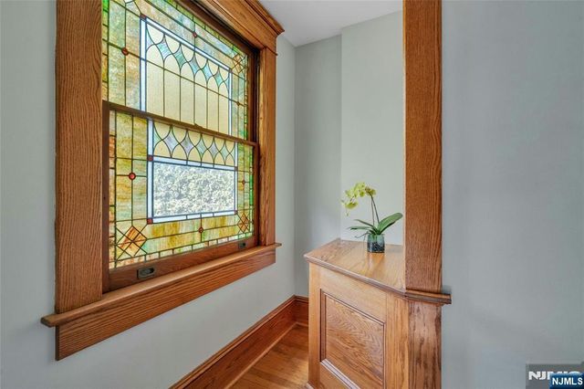 321 Hollywood Avenue, Ho-ho-kus, NJ 07423
