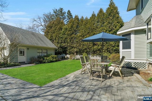 321 Hollywood Avenue, Ho-ho-kus, NJ 07423