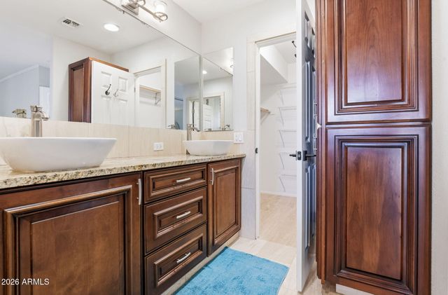 17627 N 1st Street, Phoenix, AZ 85022