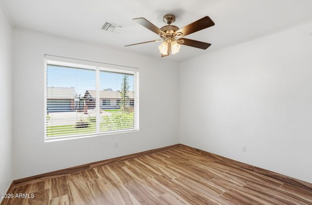 17627 N 1st Street, Phoenix, AZ 85022