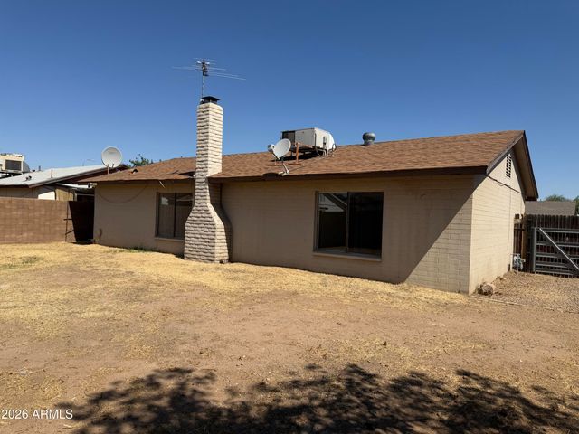 7013 W COLTER Street, Glendale, AZ 85303