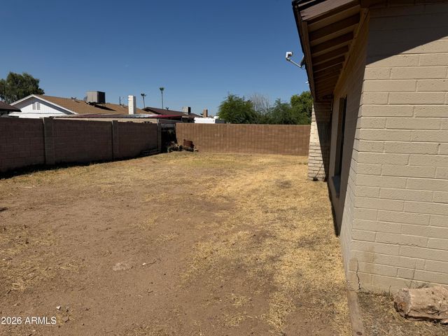 7013 W COLTER Street, Glendale, AZ 85303