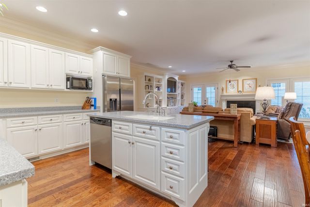 1517 Glen Eden Lane, Evansville, IN 47715