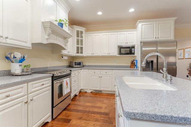 1517 Glen Eden Lane, Evansville, IN 47715