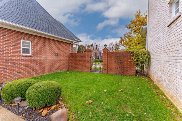 1517 Glen Eden Lane, Evansville, IN 47715