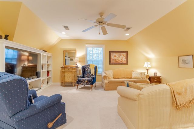 1517 Glen Eden Lane, Evansville, IN 47715