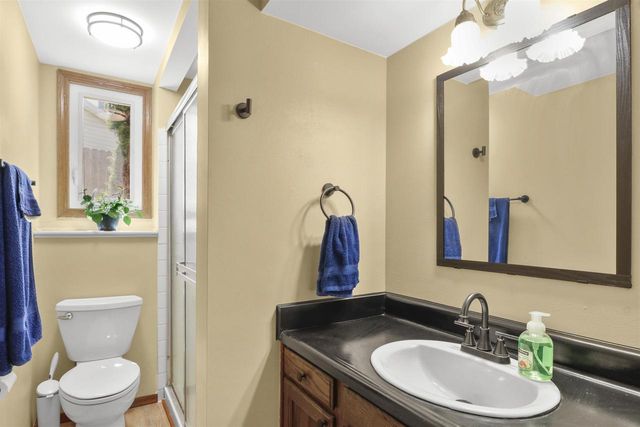 14 Weeping Birch Circle, Madison, WI 53704