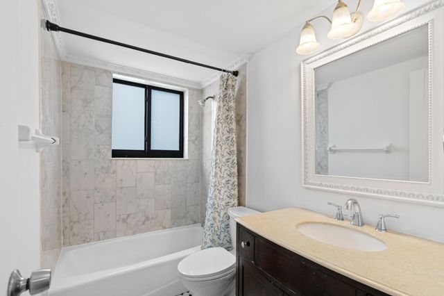 3710 N Pine Island Road 114, Sunrise, FL 33351