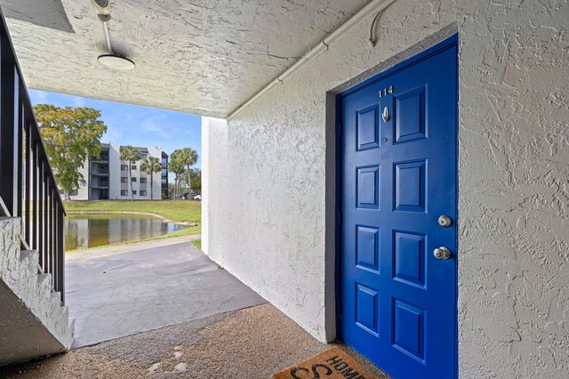 3710 N Pine Island Road 114, Sunrise, FL 33351
