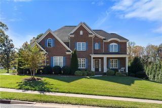 2458 Lansford Court, Clemmons, NC 27012