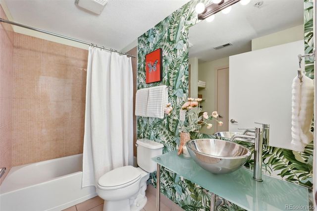 3033 Blake Street 124, Denver, CO 80205