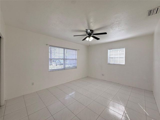 859 72ND AVENUE N, St Petersburg, FL 33702