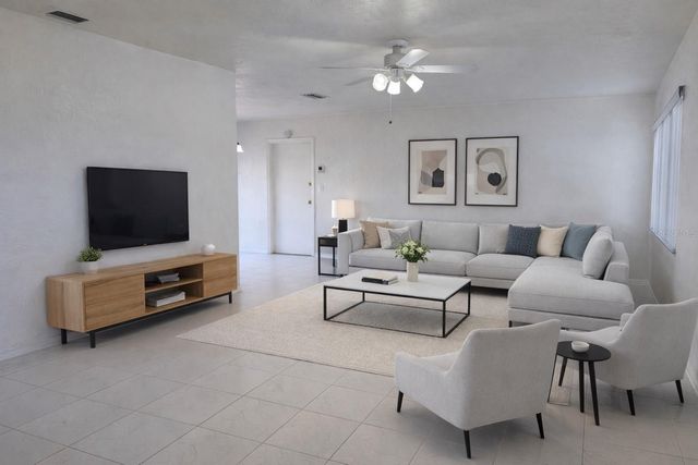 859 72ND AVENUE N, St Petersburg, FL 33702