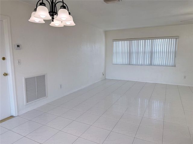 859 72ND AVENUE N, St Petersburg, FL 33702