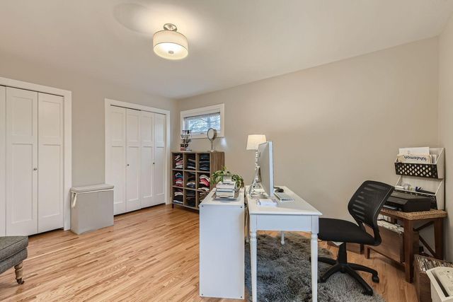 18215 19th Avenue N, Plymouth, MN 55447