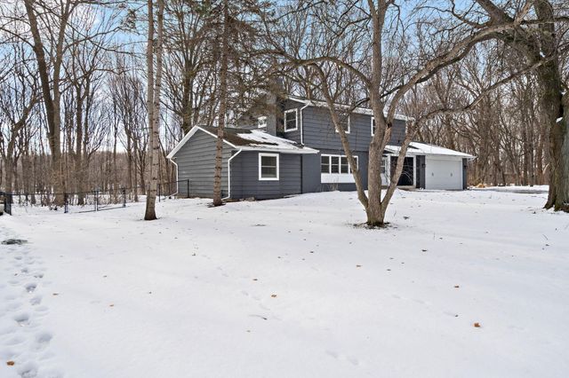 18215 19th Avenue N, Plymouth, MN 55447