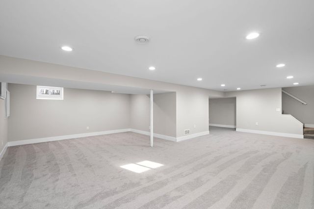 18215 19th Avenue N, Plymouth, MN 55447