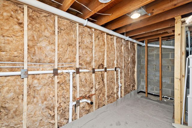 18215 19th Avenue N, Plymouth, MN 55447