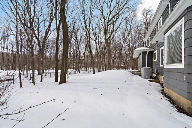 18215 19th Avenue N, Plymouth, MN 55447