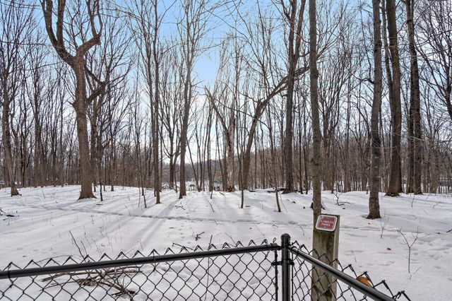 18215 19th Avenue N, Plymouth, MN 55447