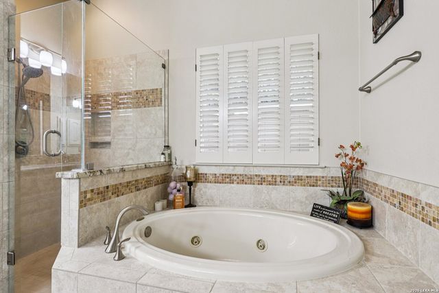 19210 HEATHER FRST, San Antonio, TX 78258