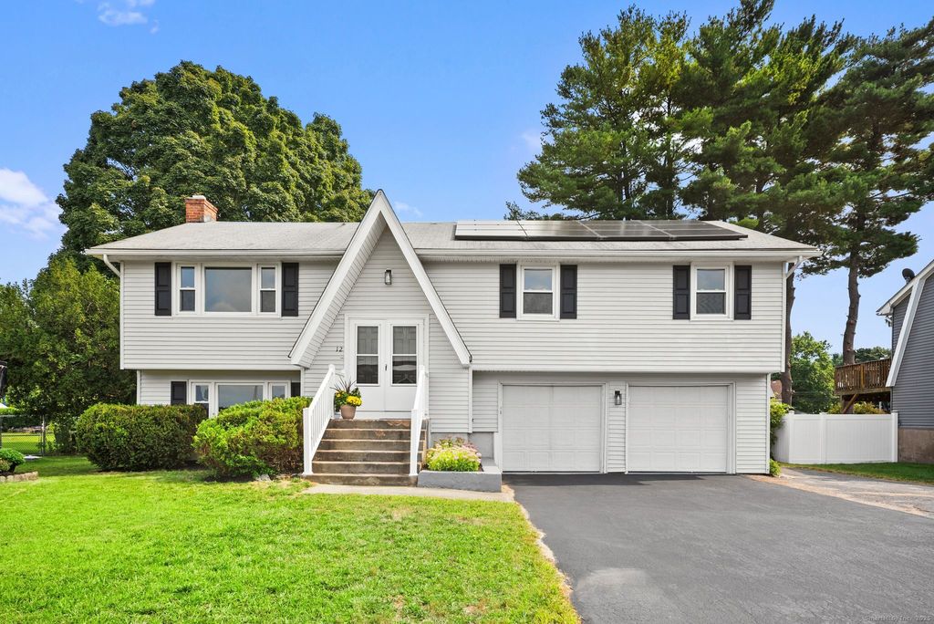 12 Carpenter Drive, East Hartford, CT 06118