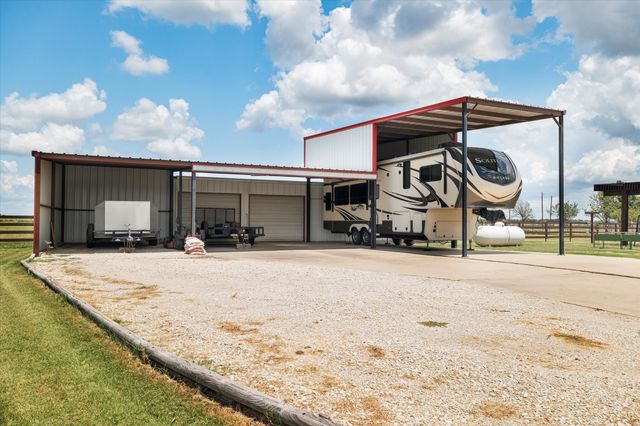 20175 Willow Glade Circle, Pilot Point, TX 76258