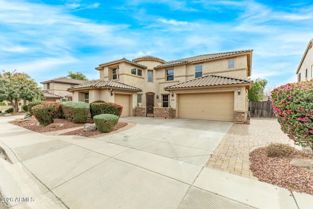 18115 W DIANA Avenue, Waddell, AZ 85355