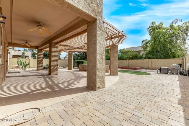 18115 W DIANA Avenue, Waddell, AZ 85355