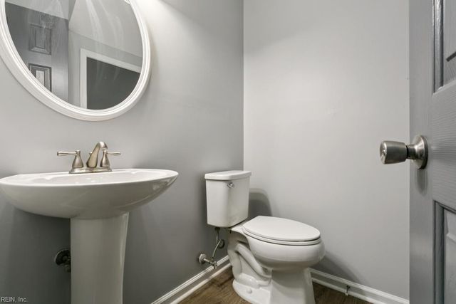 107 Monarch Glade, Yorktown, VA 23692