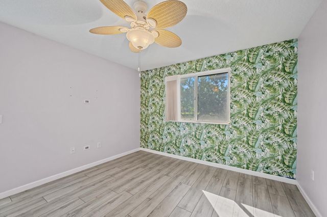 3486 Briar Bay Boulevard 101, West Palm Beach, FL 33411