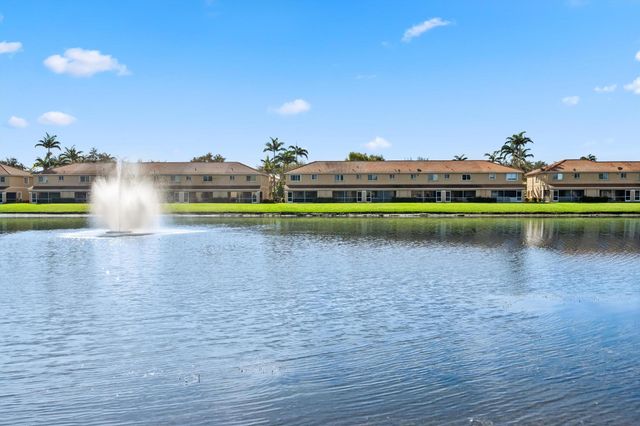 3486 Briar Bay Boulevard 101, West Palm Beach, FL 33411