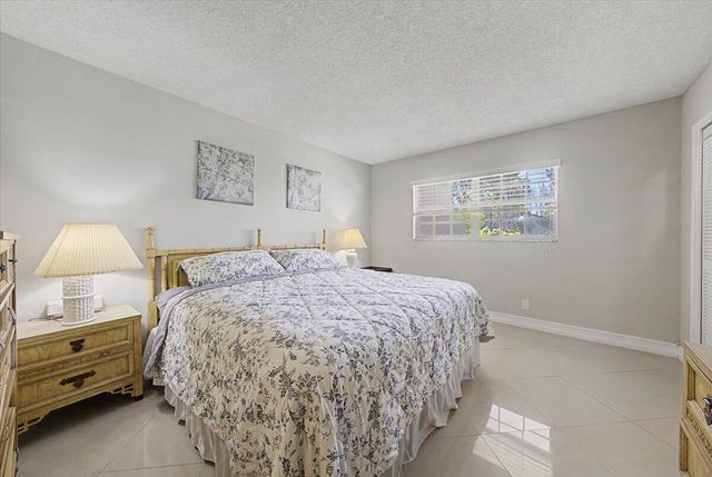 2701 S Palm Aire Drive 103, Pompano Beach, FL 33069