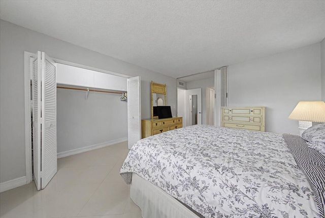 2701 S Palm Aire Drive 103, Pompano Beach, FL 33069