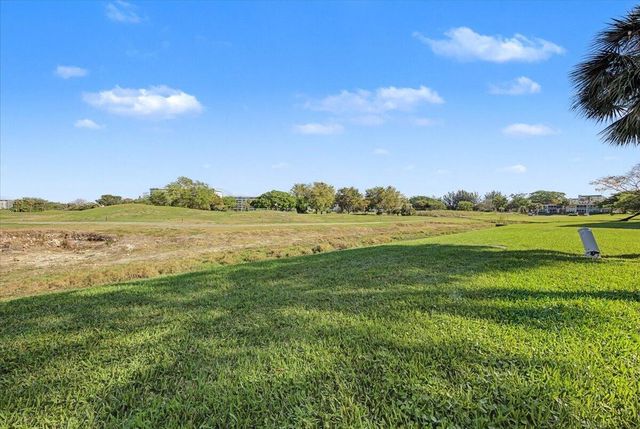 2701 S Palm Aire Drive 103, Pompano Beach, FL 33069