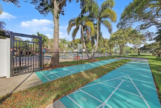 2701 S Palm Aire Drive 103, Pompano Beach, FL 33069