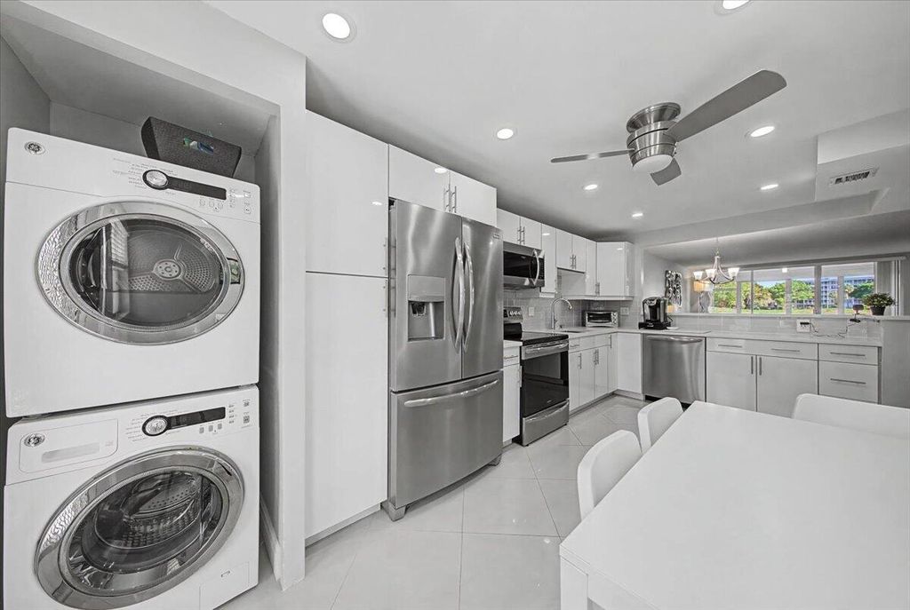 2701 S Palm Aire Drive 103, Pompano Beach, FL 33069