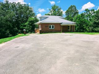 111 Factory Drive, Clintwood, VA 24228