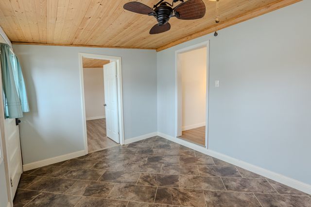 1899 Cherry St, Columbia, TN 38401