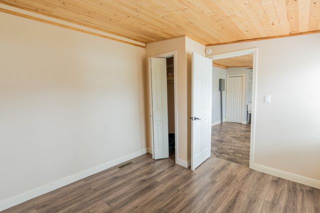 1899 Cherry St, Columbia, TN 38401